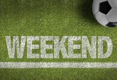 Metin hafta sonu ile futbol sahası