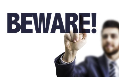 Parmağını gösteren adam.