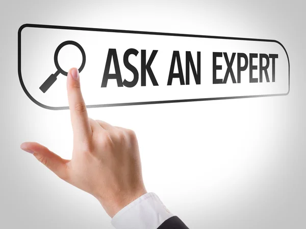 Ask An Expert, написанный в строке поиска — стоковое фото