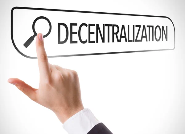 Decentralizzazione scritta nella barra di ricerca — Foto Stock