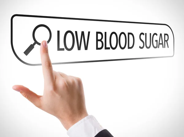 Basso livello di zucchero nel sangue scritto nella barra di ricerca — Foto Stock