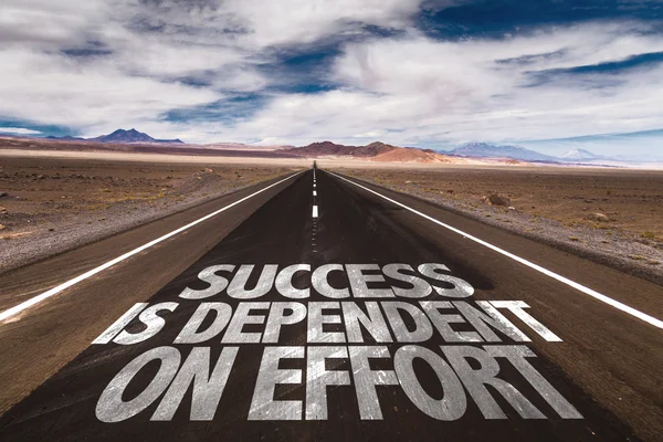 Success is Dependent on Effort on  road — Stock Photo, Image