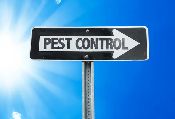 Pest Control direction sign — Stock Photo, Image