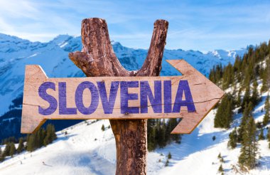 Slovenya ahşap işareti