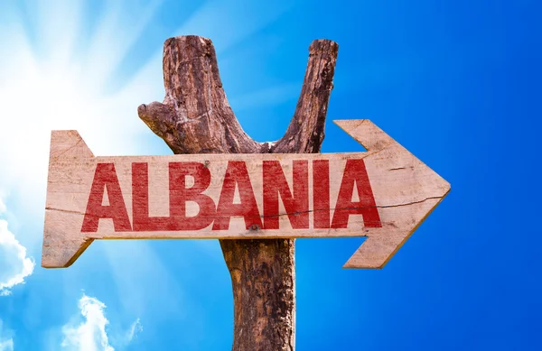 Albanien Holzschild — Stockfoto