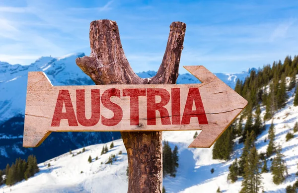 Oostenrijk houten teken — Stockfoto