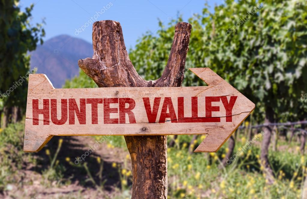 Hunter Valley wooden sign — Stock Photo © gustavofrazao 84042494