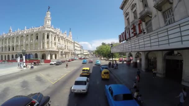 Fahren im alten havana, kuba — Stockvideo