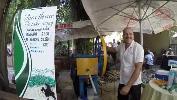 Suikerriet SAP in Havana — Stockvideo