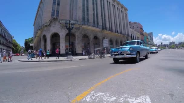Straat in oud Havana, Cuba — Stockvideo
