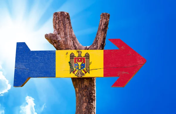 Moldavie Drapeau signe en bois — Photo