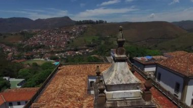 Praça Tiradentes Meydanı, Ouro Preto'daki