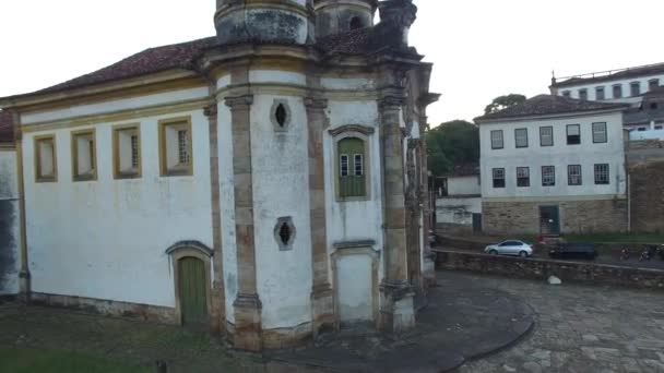世纪建筑 de Sao Francisco 德阿西斯在欧鲁普雷图 — 图库视频影像