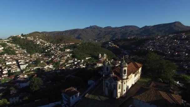 Igreja de Sao Francisco de Assis en Ouro Preto — Vídeo de stock