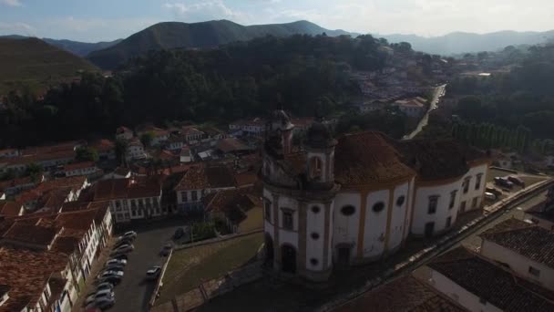 世纪建筑我们圣母杜罗萨里奥 dos Pretos 教堂 — 图库视频影像
