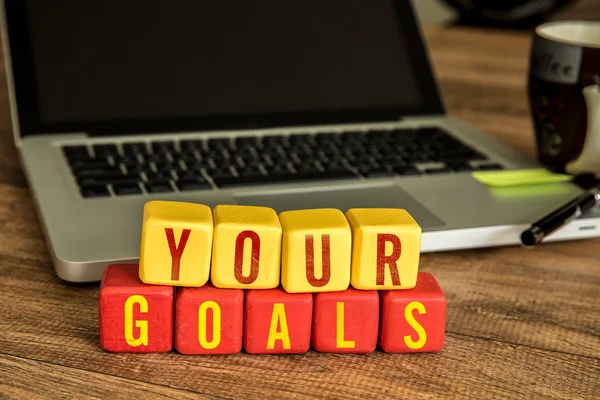 Uw doelen geschreven op kubussen — Stockfoto