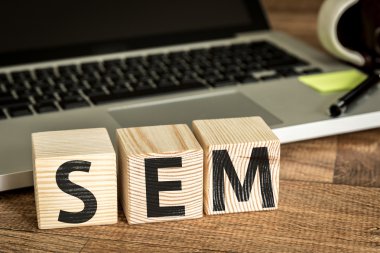 Küpleri yazılı Sem