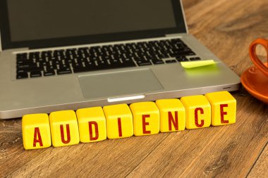 küpleri yazılı seyirci