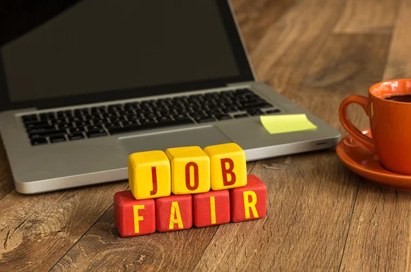 Job Fair geschreven op kubussen — Stockfoto