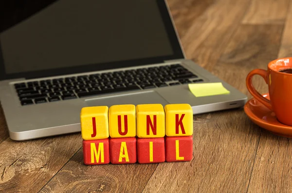 Junk Mail written on cubes — Stock Photo, Image