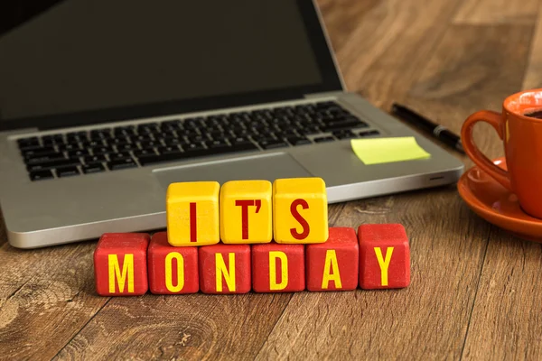 It's Monday written on cubes — Stock Photo, Image