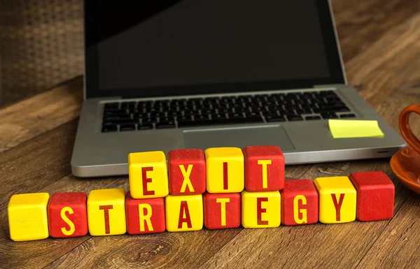 Exit-strategie op schriftelijke op kubussen — Stockfoto