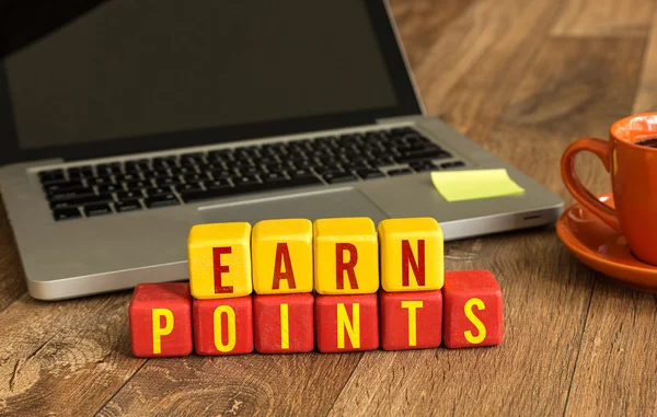 Earn Points written on  cubes — Stock Photo, Image