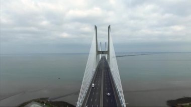 Lizbon 'daki Vasco da Gama Köprüsü