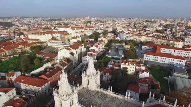 Вид сверху на Альфаму, Лисбон — стоковое видео