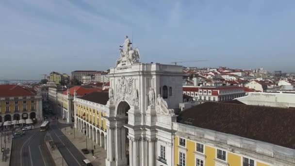 Baixa Chiado med Augusta Arch i Lissabon — Stockvideo