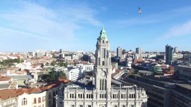 Ayuntamiento y plaza de la ciudad en Oporto — Vídeo de stock