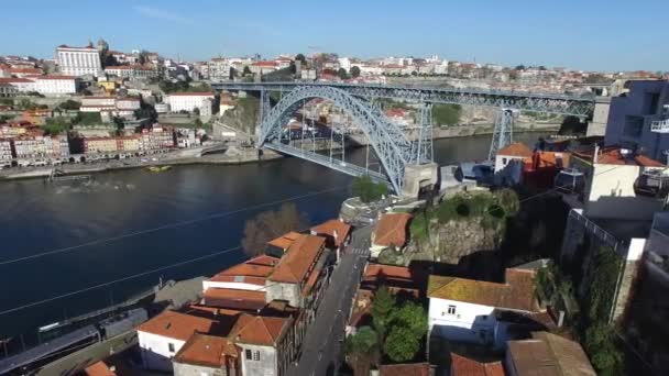 Міст домівки Люїса в Порто — стокове відео