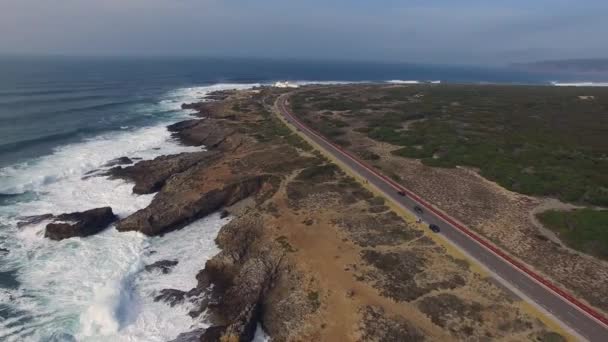 La costa rocciosa di Cascais — Video Stock