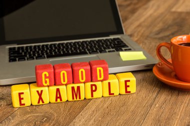 İyi örnek bir tahta küpleri yazılı