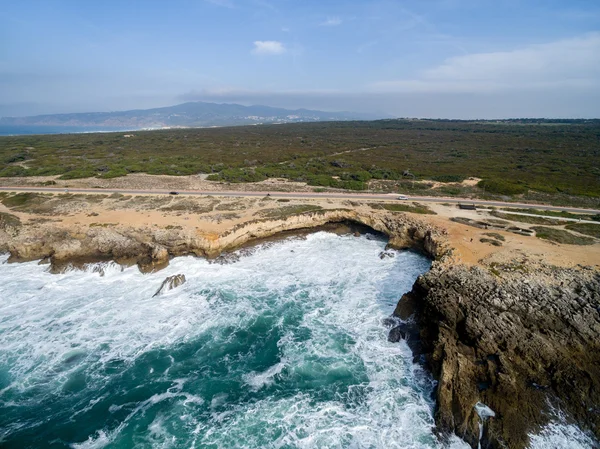 Cascais kayalık sahil şeridi
