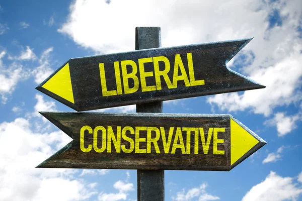 Liberal - Conservative signpost — Stock Photo, Image