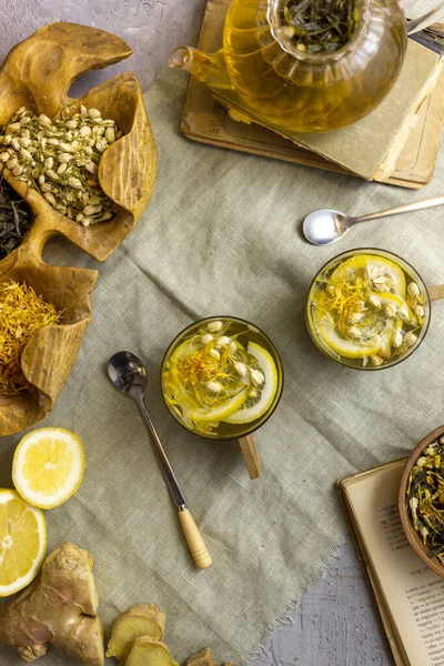 Зеленый Чай Лимоном Имбирем — стоковое фото