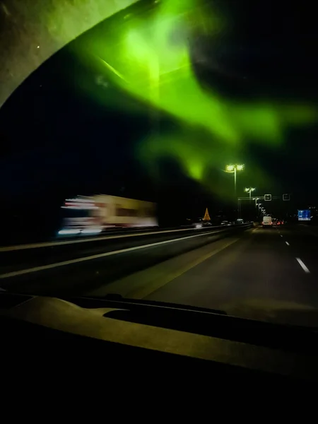 Zöld Aurora Borealis Egy Forgalmas Felett Oslo — Stock Fotó