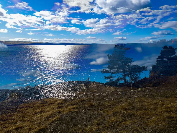 Suya yansıyan güneş ışığı - Malmya