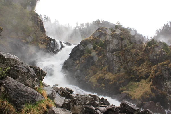 Wasser Fließt Über Felsen Ltefoss — Stockfoto