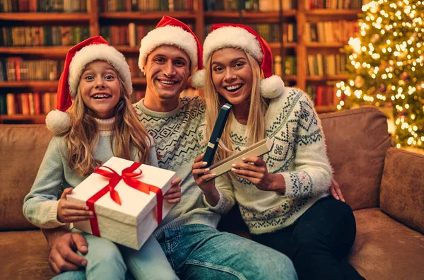 Feliz Natal Feliz Ano Novo Família Feliz Está Esperando Ano — Fotografia de Stock