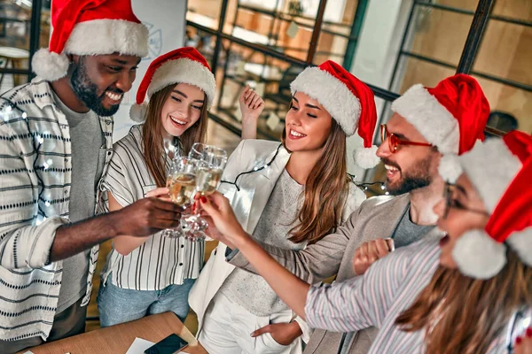 Merry Christmas Happy New Year Multiracial Young Creative People Celebrating — Stock Photo, Image