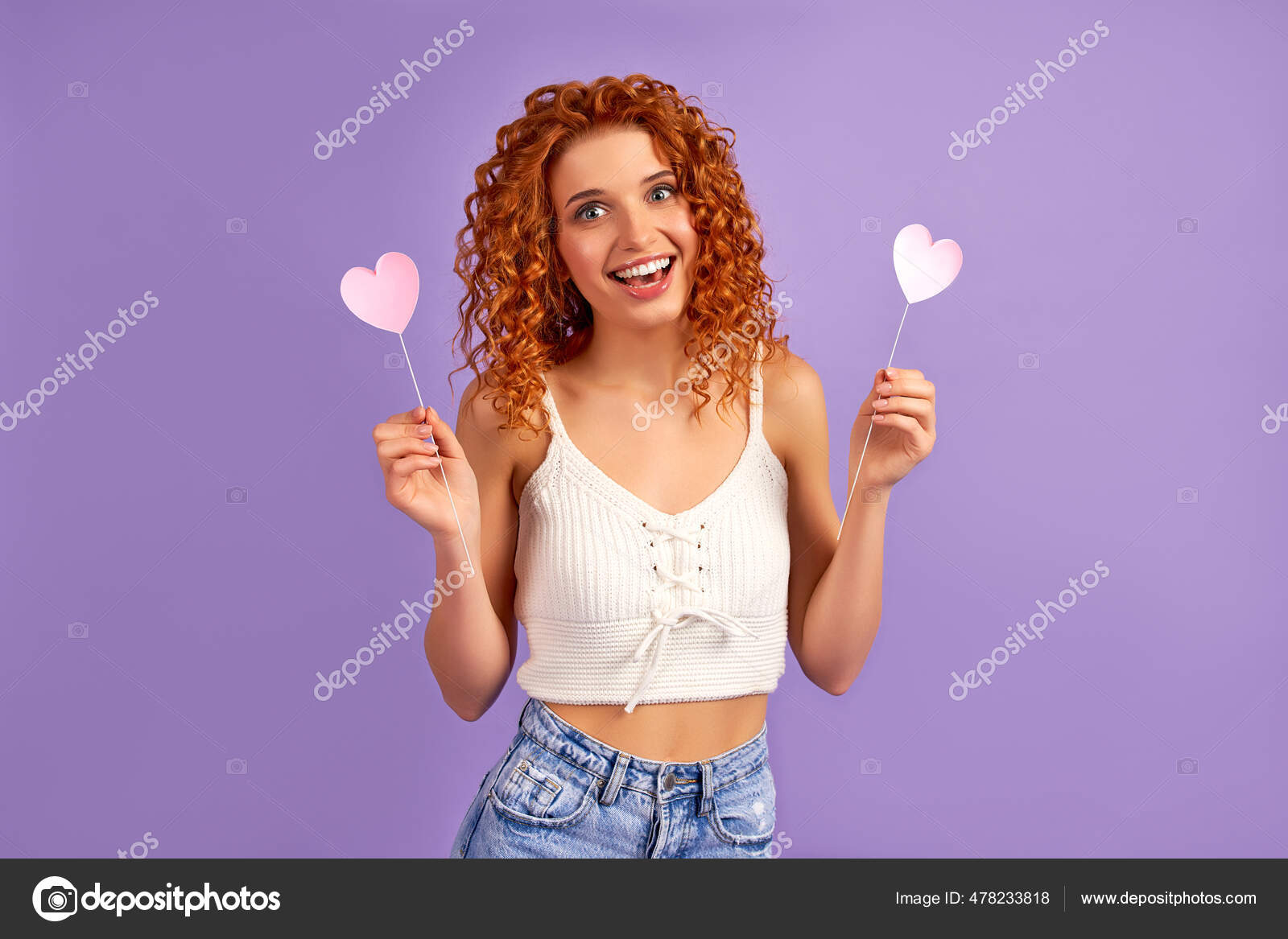 кудряшка маленькие сиськи