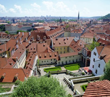 Prag 'ın panoramik manzarası Ledeburska bahçesi, Çek Cumhuriyeti
