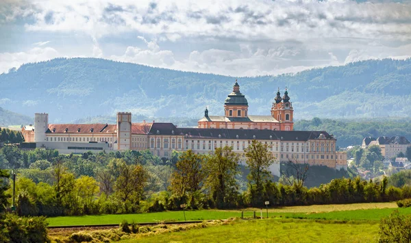 Uitzicht Abdij Melk Van Overkant Van Donau Vallei Van Het — Stockfoto