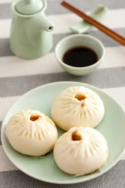 Chinese Steamed Buns Soy Sauce Served Table — Stock Photo, Image