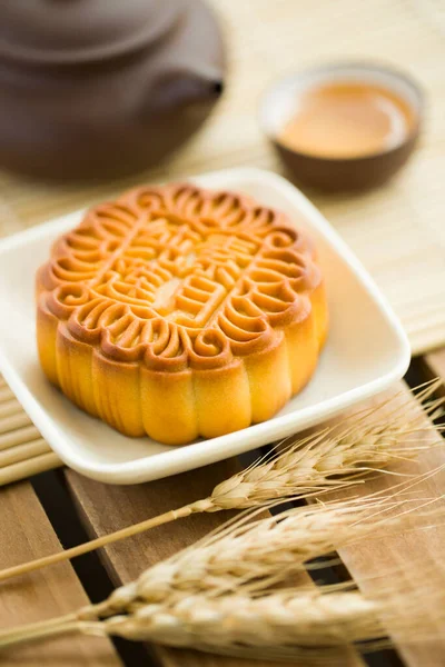 식탁에스 올려져 전통적 중국식 무당벌레 — 스톡 사진