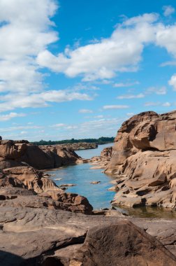 Sam Phan Bok (Üç bin delik)