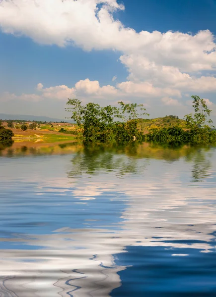 Belleza Superficie Ripeada Agua Superficie Ripeada Agua Con Reflejo Nubes —  Fotos de Stock