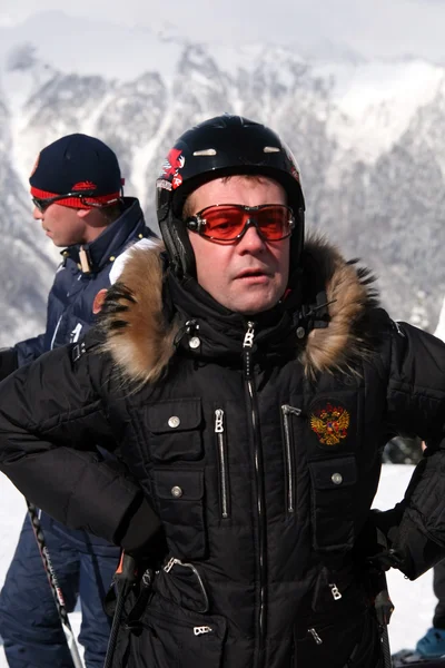 Rosyjski premier Dmitry Medvedev narty — Zdjęcie stockowe
